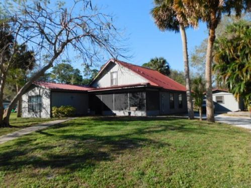 4815 61st Ct, Vero Beach, FL 32967-6160