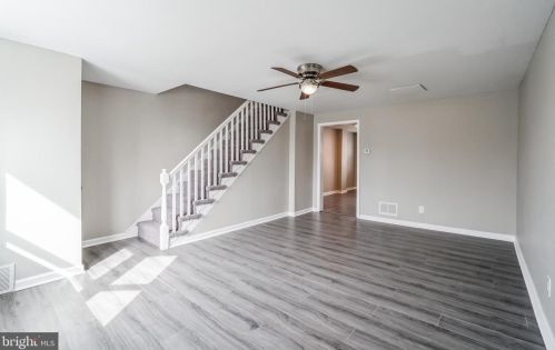 529 Eastlawn Ave, Wilmington, DE 19802-2825