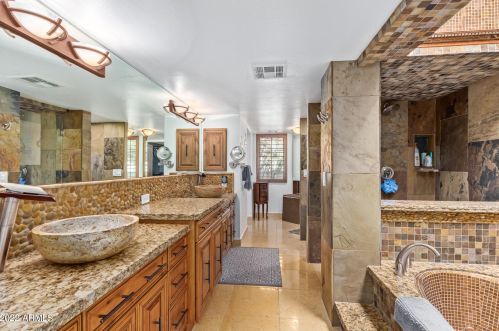 7316 Sunnyside Dr, Scottsdale AZ 85260-5680 exterior