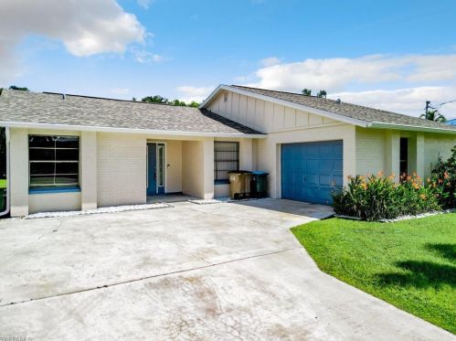 1451 19th St, Cape Coral, FL 33909-5302