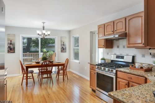 17 Cottage Way, Fanwood NJ  07023-1000 exterior