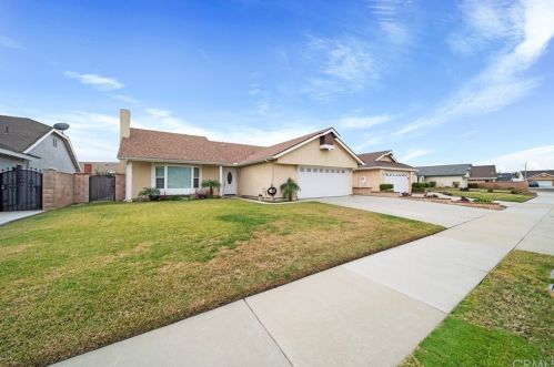 1144 Merion St, Ontario, CA 91761-6941