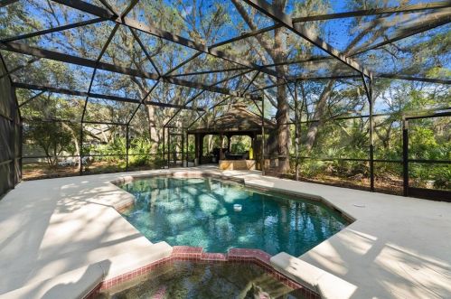 4858 Apopka Vineland Rd, Orlando FL 32818-8431 exterior