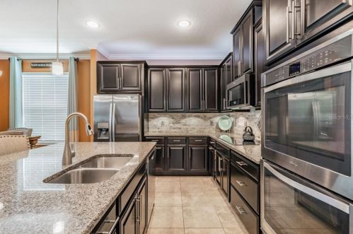 1606 Feather Grass Loop, Lutz FL  33558-2804 exterior