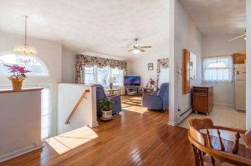 4 Morning Way, Cumberland RI  02864-6549 exterior