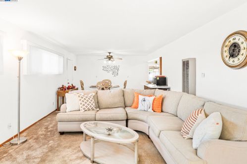 548 Pomona St, San Lorenzo, CA 94580-1048