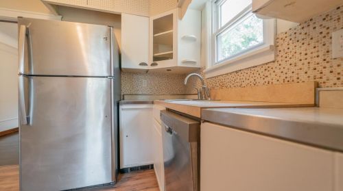 140 Elmwood Pl, Crown Point IN  46307-4324 exterior