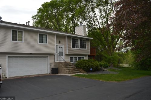 296 97th Ln, Minneapolis, MN 55434-1360