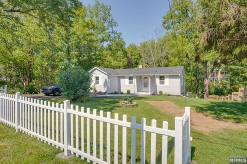 1219 State Rt 23, Wantage, NJ 07461-3606