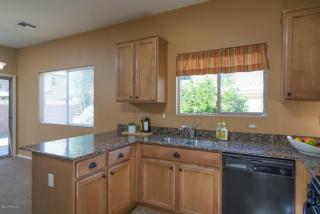 1686 Green Thicket Way, Tucson, AZ 85704-1450