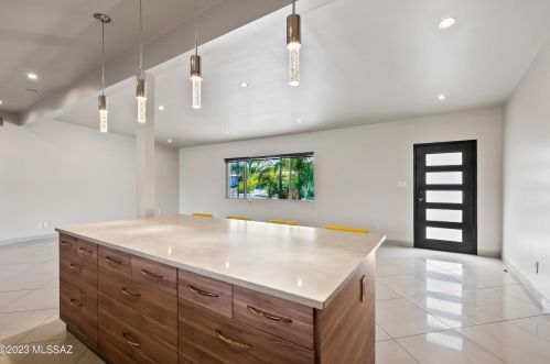 5125 Burns St, Tucson AZ  85711-3123 exterior