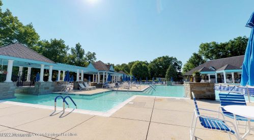 18 Baker Dr, Jackson Twp NJ 08527-3909 exterior