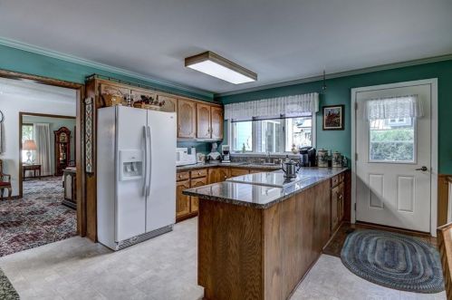 1724 Menomonie St, Eau Claire, WI 54703-5987