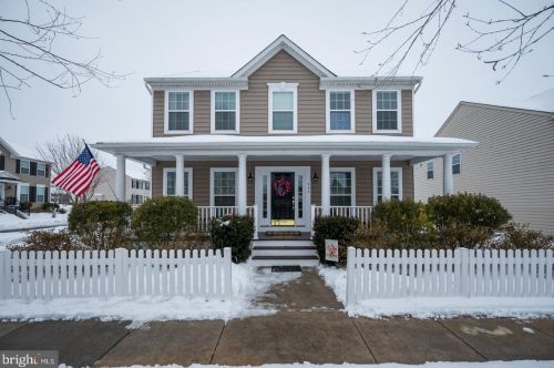 606 Neill St, Cochranville, PA 19330-9429