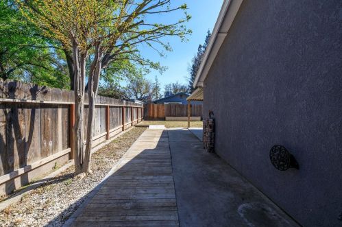 2528 Bellamy St, Modesto CA  95354-3119 exterior