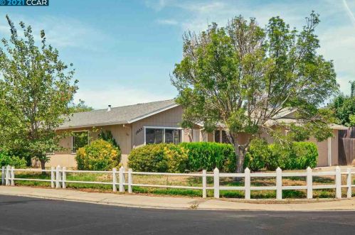 1005 Mingo Way, Lathrop, CA 95330-9578