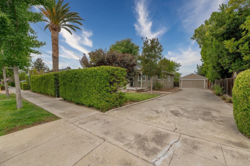 235 Latimer Ave, Campbell, CA 95008-1008