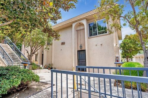 2356 Caringa Way, Carlsbad CA 92009-6392 exterior