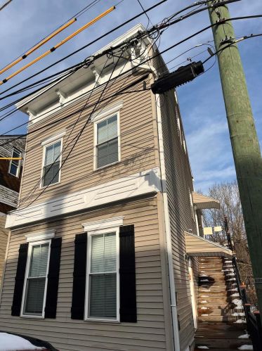 658 Pike St, Covington KY 41011-2127 exterior