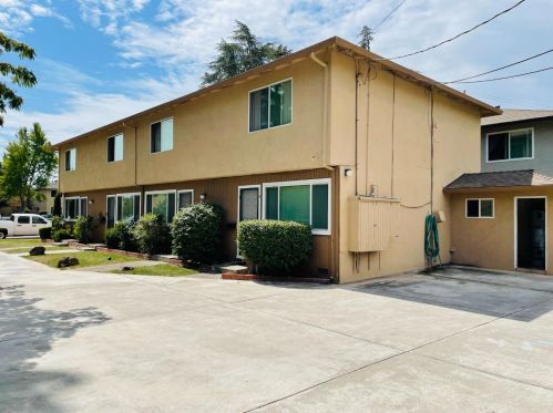 1017 Hamilton Ave, Campbell, CA 95008-0349