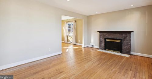 6018 Brunswick St, Springfield VA  22150-3239 exterior