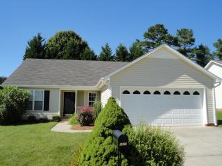 1817 Camden Forest Dr, Winston Salem NC  27127-4685 exterior