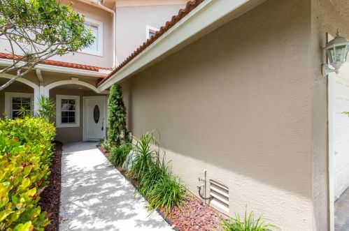12764 Westhampton Cir, West Palm Beach, FL 33414-5548