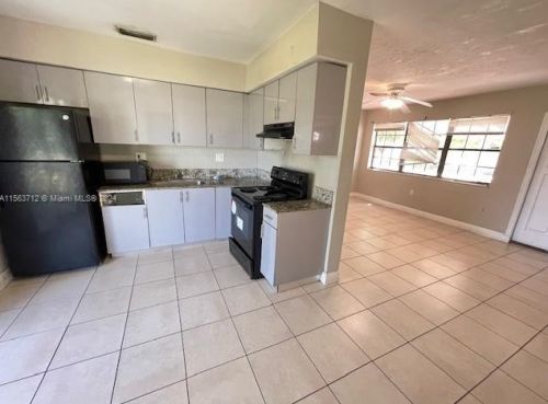 7021 26 St, Hollywood FL  33025-2979 exterior