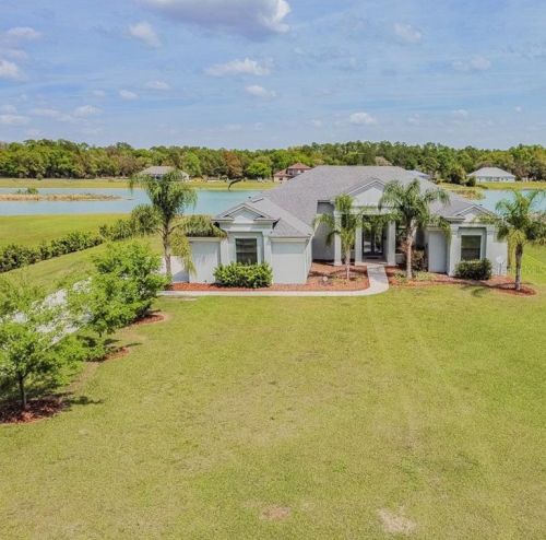 24011 Hideout Trl, Land O Lakes, FL 34639-8109
