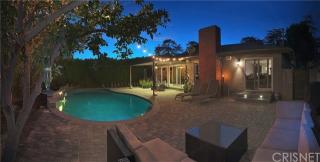 13512 Chandler Blvd, Van Nuys CA  91401-5231 exterior