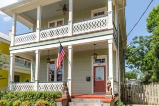 213 Barcelona St, Pensacola, FL 32502-4803