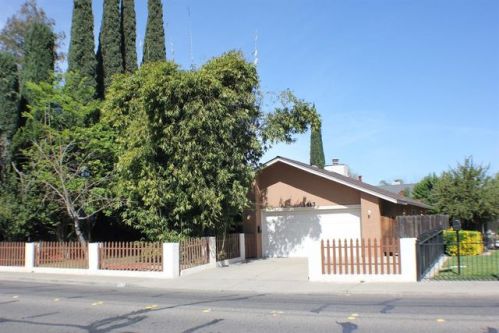 1413 Floyd Ave, Modesto CA  95355-2023 exterior
