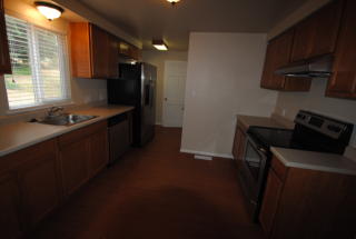 26228 33rd Ave, Kent WA  98032-7055 exterior