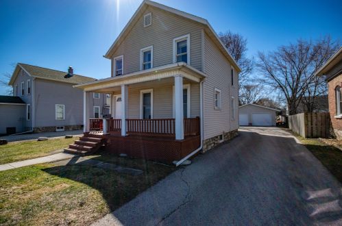 58 Scott St, Fond Du Lac, WI 54935-2377