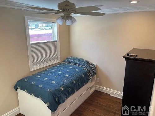 83 Mcnomee St, Oakland NJ  07436-2609 exterior