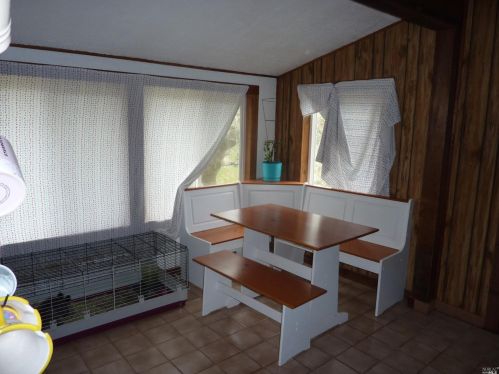 5480 Canyon Rd, Willits CA  95490-9242 exterior