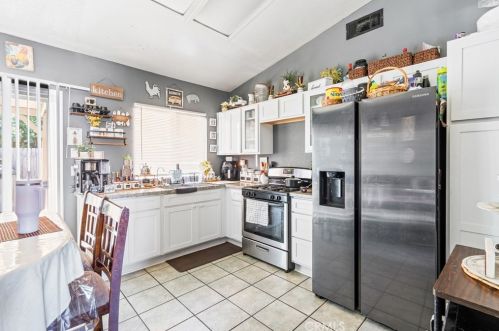 743 Mariner Dr, Perris CA  92571-3822 exterior