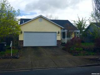 1213 6th St, Independence, OR 97351-1657