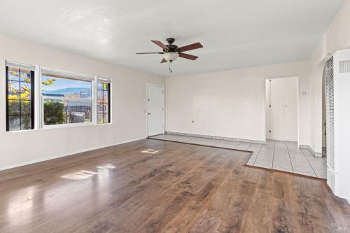 120 Thomas St, Ukiah CA  95482-5822 exterior