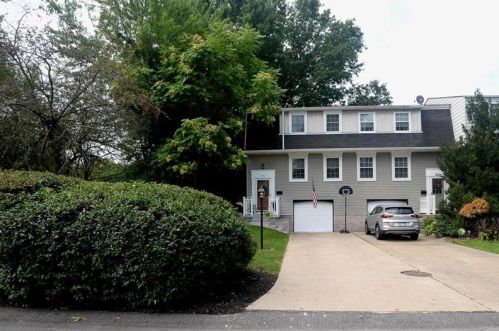 240 Pheasant Cv, Canonsburg, PA 15317-2338