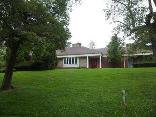 2126 Taylor Ave, Huntingdon, PA 16652-2509