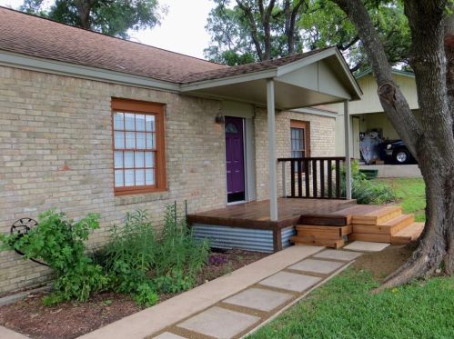 7005 Cannonleague Dr, Austin TX  78745-5328 exterior