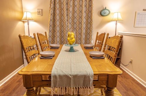 10641 Manor Dr, Dyer IN  46373-9119 exterior