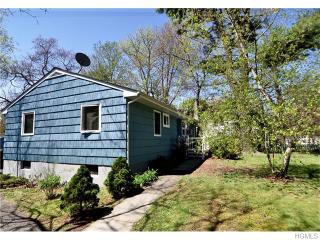 685 Oak Tree Rd, Palisades, NY 10964-1535