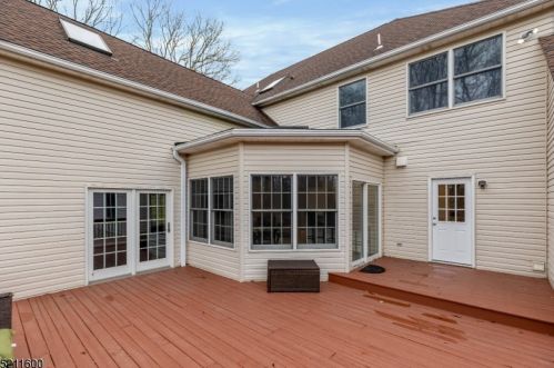 9 Natale Dr, Sparta NJ  07871-3032 exterior