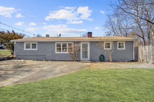 191 White Ave, Warwick, RI 02889-8548
