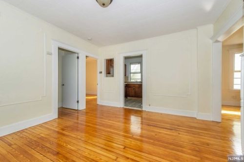 16 Beekman St, Bloomfield NJ 07003-3802 exterior