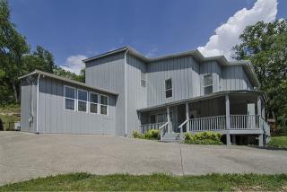 2402 Berrys Chapel Rd, Franklin, TN 37069-6603