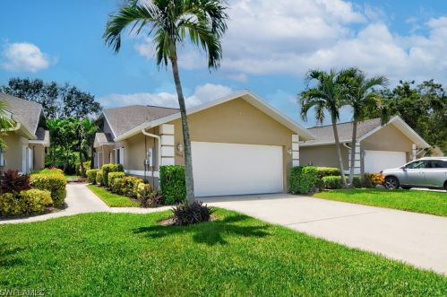 1909 Crown Pointe Blvd, Naples, FL 34112-3648