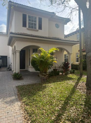 422 Pumpkin Dr, West Palm Beach, FL 33410-1516